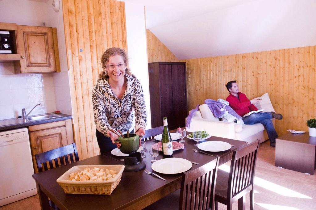 Residence Goelia Les Chalets Des Ecourts Saint-Jean-d'Arves Cameră foto